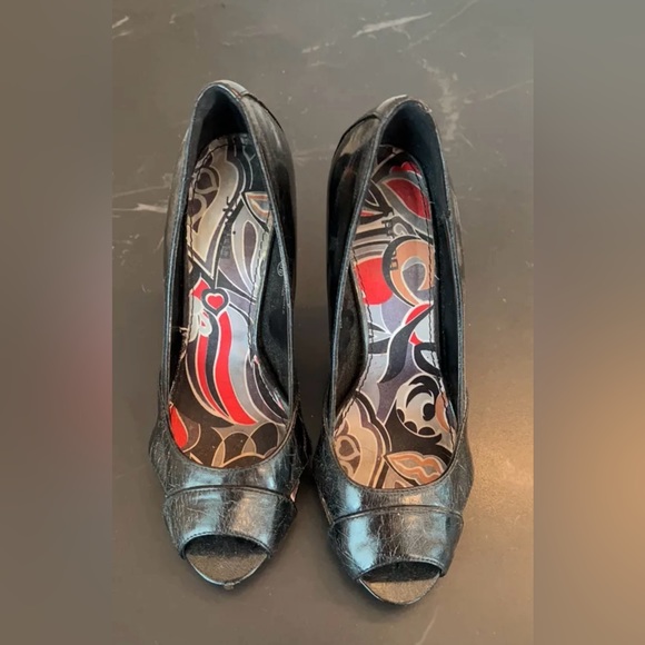 4” High heels - Picture 2 of 4